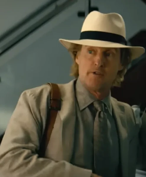 Runner 2026 Owen Wilson Beige Blazer