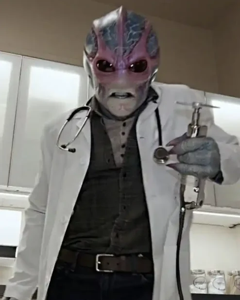 Alan Tudyk Resident Alien Harry Vanderspeigle Long White Doctor Coat.webp