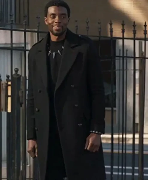 Avengers Infinity War Black Panther Chadwick Boseman Coat left.webp