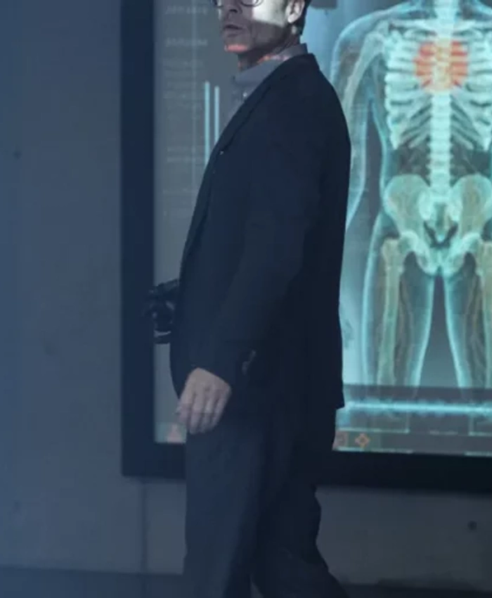 Bloodshot Guy Pearce Black Coat.webp