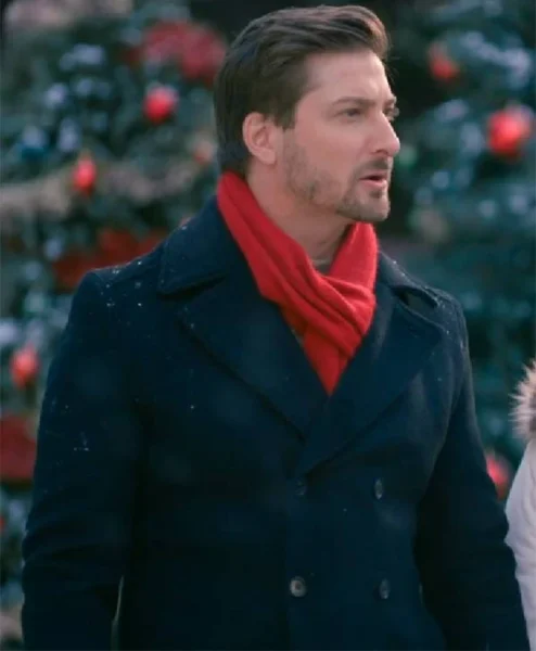 Daniel Lissing Christmas Keepsake 2023 Wool Coat right.webp