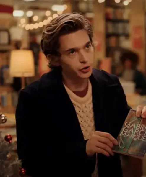 Dash and Lily Austin Abrams Black Coat righgt.webp