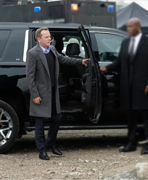 Designated Survivor Tom Kirkman Coat right.webp