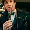 Fantastic Beasts The Secrets of Dumbledore Newt Scamander Blue Coat.webp