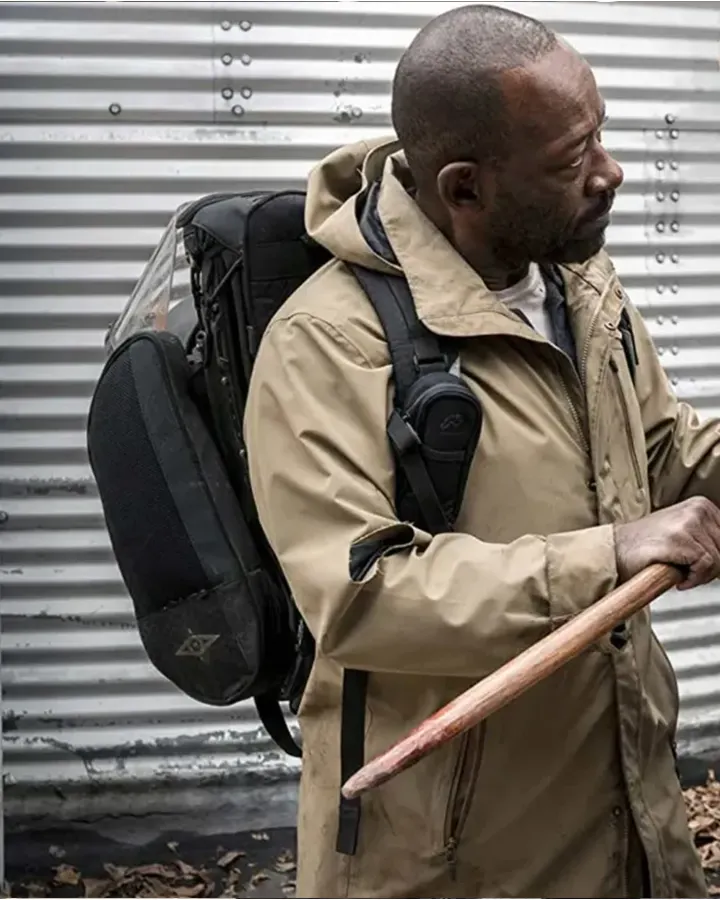 Fear The Walking Dead S04 Morgan Jones Coat With Hood Front.webp