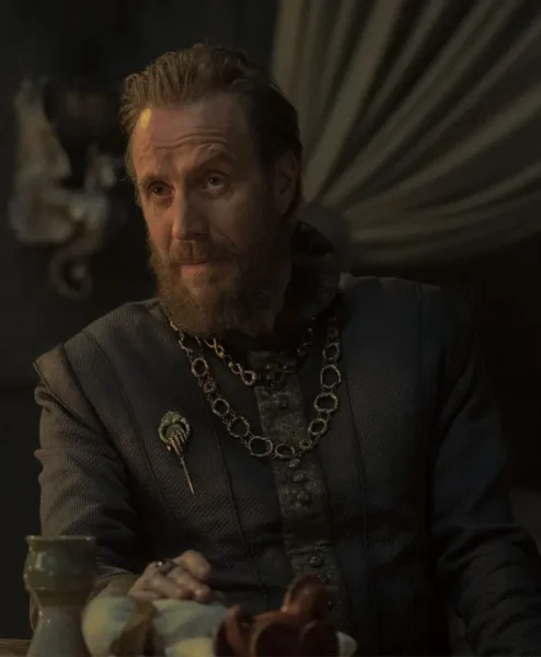House of the Dragon Otto Hightower Long Coat closeup.webp
