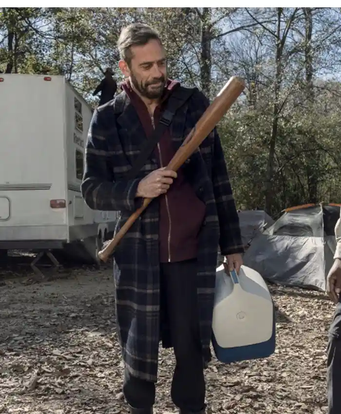 Jeffrey Dean Morgan The Walking Dead S10 Plaid Coat frontt.webp