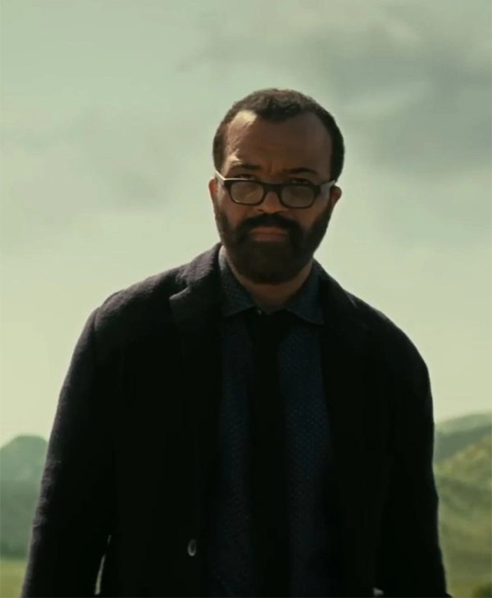 Jeffrey Wright Westworld S04 Black Coat front.webp