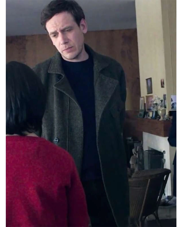 Juge Janvier Anatomy of a Fall 2023 Grey Coat.webp
