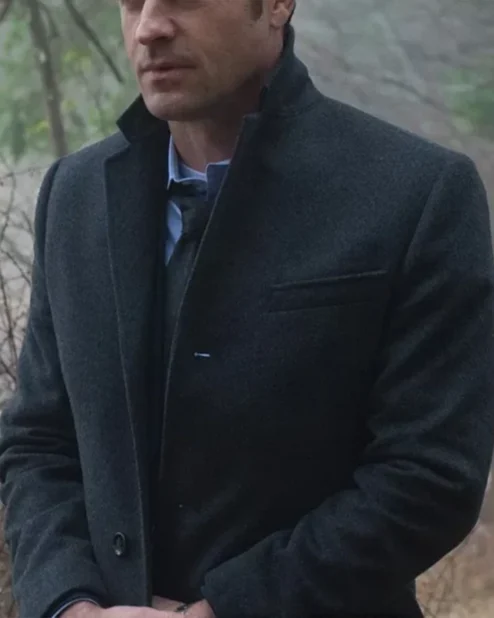 Justin Theroux The Girl on the Train Coat Style 2.webp