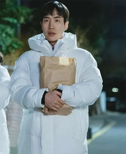 Love All Play 2022 Park Tae Joon Puffer Coat front.webp