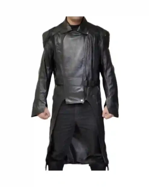 Luke Bracey G.I. Joe Retaliation Cobra Commander Black Coat.webp