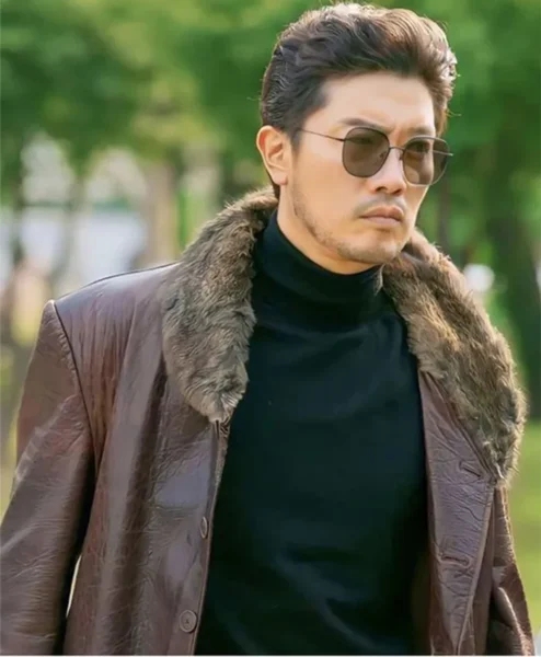 My Name Mu jin Choi Brown Fur Collar Long Coat right.webp