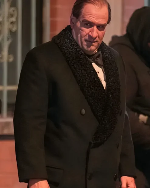 Oswald Cobblepot The Penguin Black Coat.webp