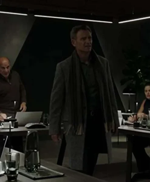 Plane 2023 Tony Goldwyn Coat front.webp