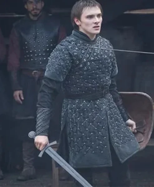 Prince Edmund Vikings Valhalla Black Coat rightt.webp