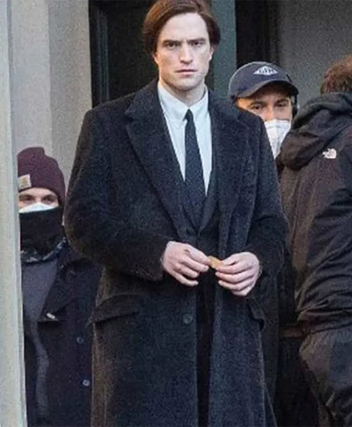 The Batman 2022 Bruce Wayne Trench Coat front.webp
