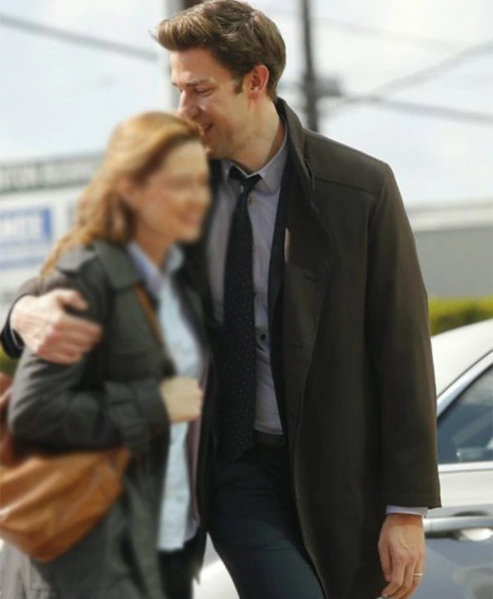 The Office S09 EP21 John Krasinski Coat left.webp
